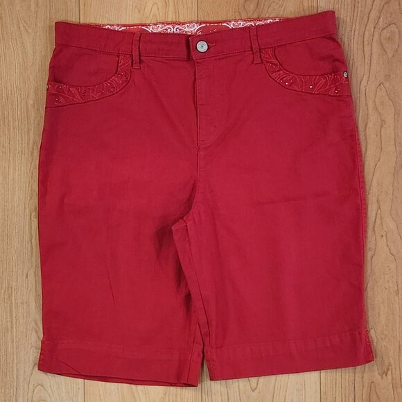 Gloria Vanderbilt Bermuda Shorts - Picture 1 of 8